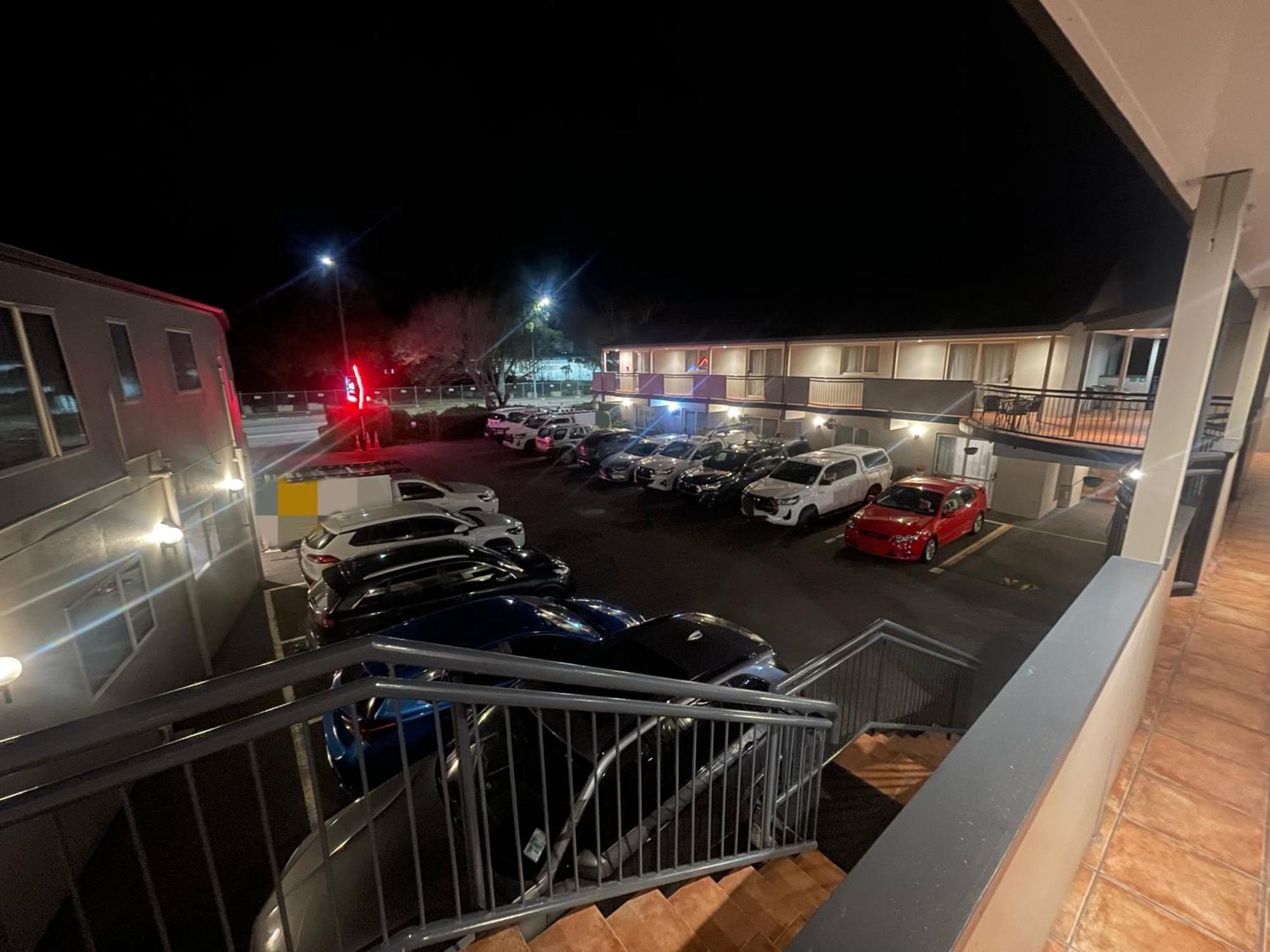 Amalfi Motor Lodge Крайстчёрч Экстерьер фото